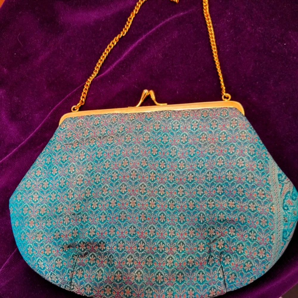 100% silk artisinal blue/green clutch purse w/chain